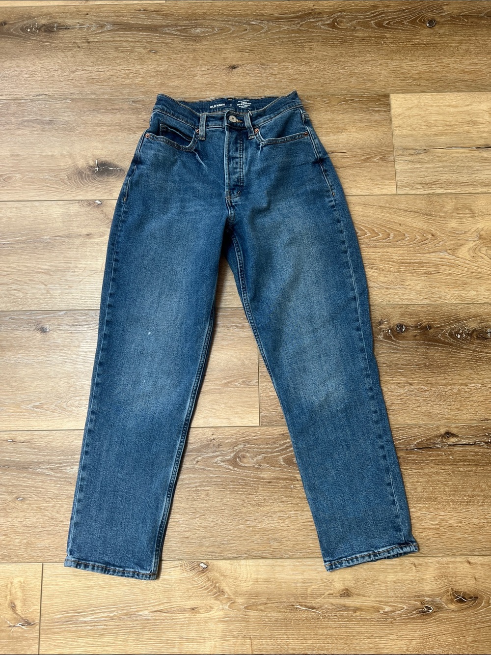 Curvy sky-hi straight jeans